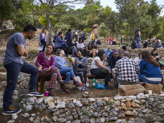 Issa Octoberschool2025 Day2 22.10.2025 Vis Croatia Mb1 1774 Photo Metodblejec