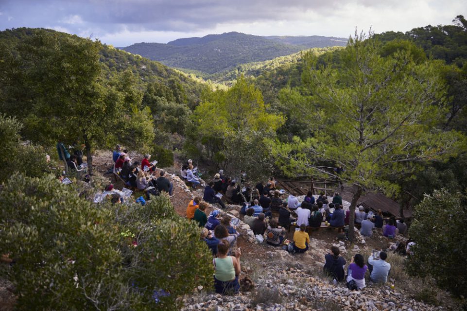 Issa Octoberschool2025 Day2 22.10.2025 Vis Croatia Mb1 1829 Photo Metodblejec