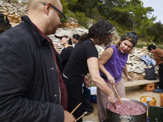 Issa Octoberschool2025 Day2 22.10.2025 Vis Croatia Mb1 2094 Photo Metodblejec