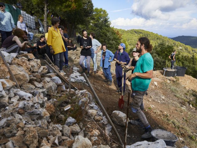 Issa Octoberschool2025 Day2 22.10.2025 Vis Croatia Mb1 2217 Photo Metodblejec